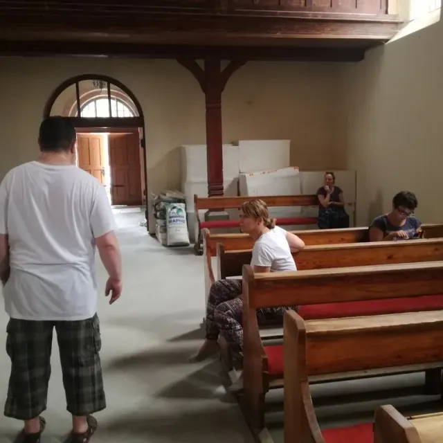 2018 LUDOMY dostawa ławek