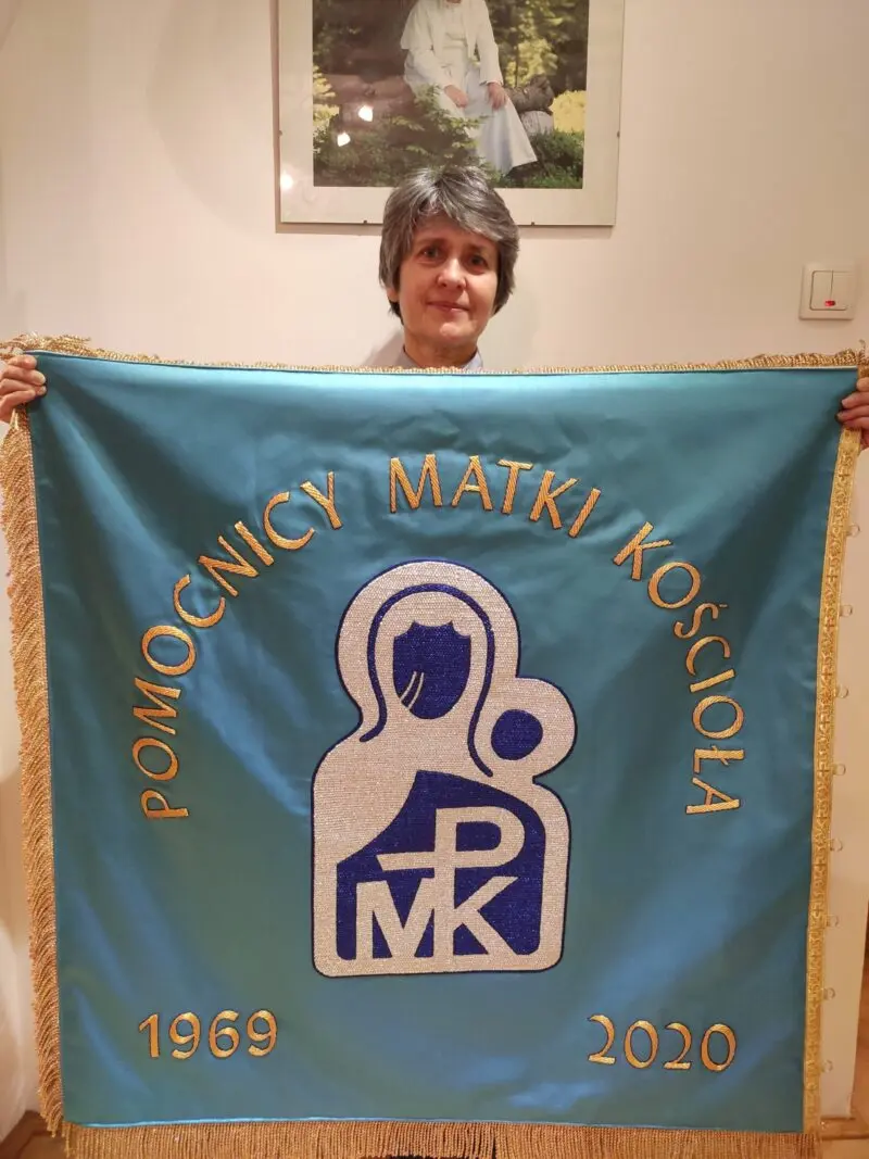 Sztandar Pomocników Matki Kościoła